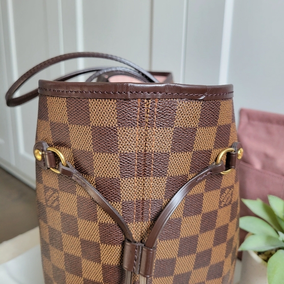 💕Louis Vuitton Neverfull MM Damier Ebene "ROSE Ballerine Interior" Tote Bag - Picture 6 of 16
